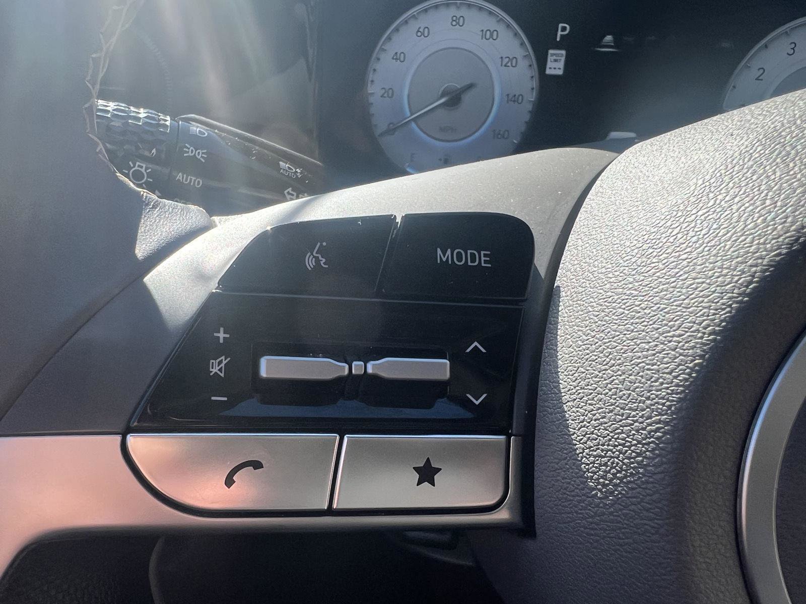 Used 2024 Hyundai Elantra SEL w/ Convenience Package image 14