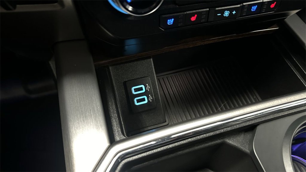 Certified 2017 Ford F350 Platinum w/ Platinum Ultimate Package image 42