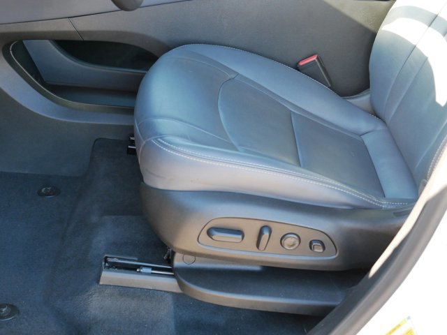 Used 2024 Buick Enclave Premium image 13