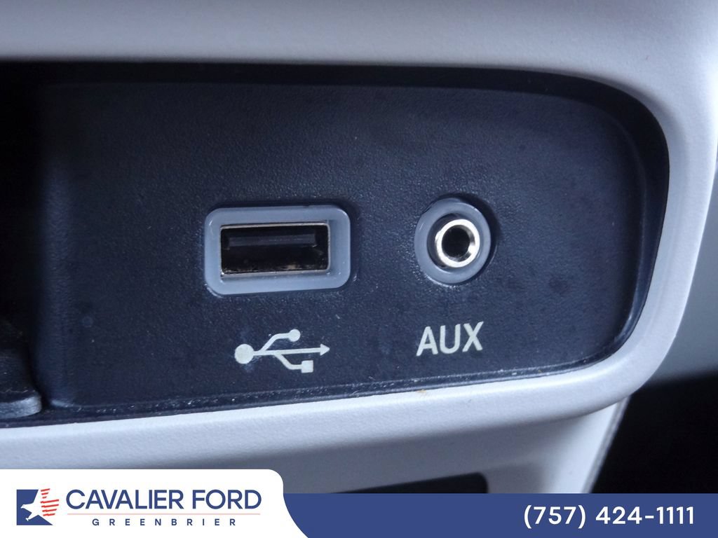 Used 2017 Chrysler Pacifica Touring-L Plus FWD image 34