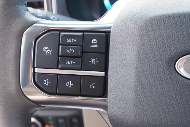 Certified 2025 Ford F450 Platinum w/ Platinum Plus Package image 23