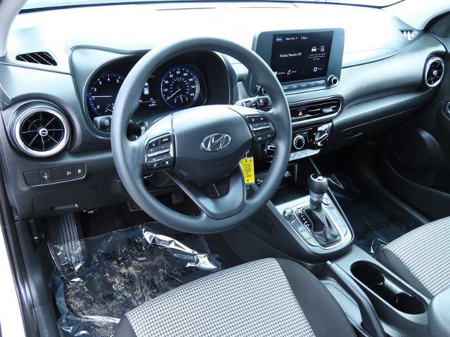 Used 2023 Hyundai Kona SE image 9