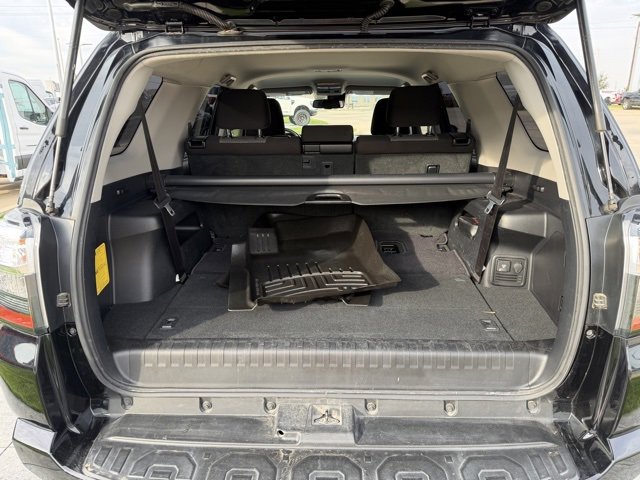 Used 2021 Toyota 4Runner SR5 image 7