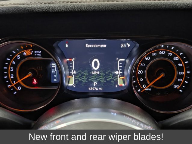 Used 2023 Jeep Wrangler Unlimited Rubicon 392 w/ Xtreme Recon 35" Tire Package AWD/4WD image 4