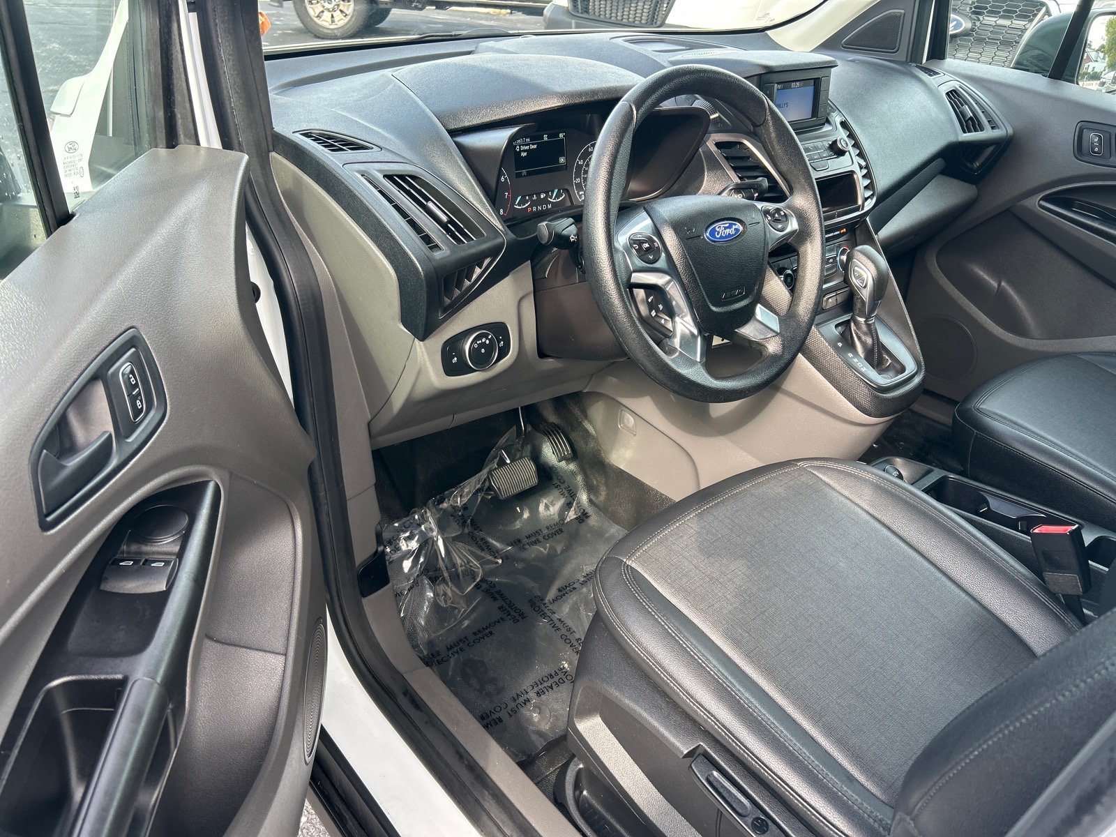 Certified 2020 Ford Transit Connect XL FWD image 5