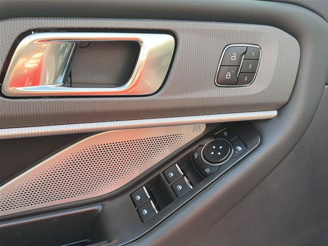 Certified 2025 Ford Explorer ST AWD/4WD image 19