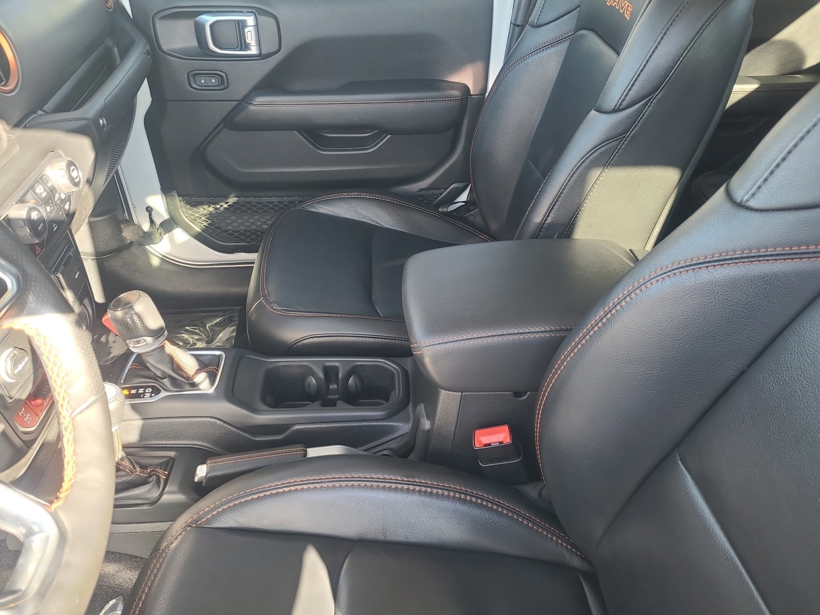 Used 2021 Jeep Gladiator Mojave w/ LED Lighting Group image 15