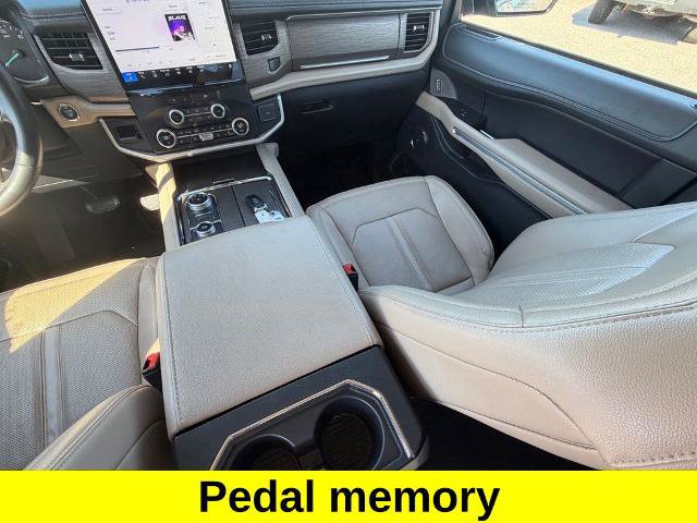 Certified 2024 Ford Expedition Limited AWD/4WD image 12