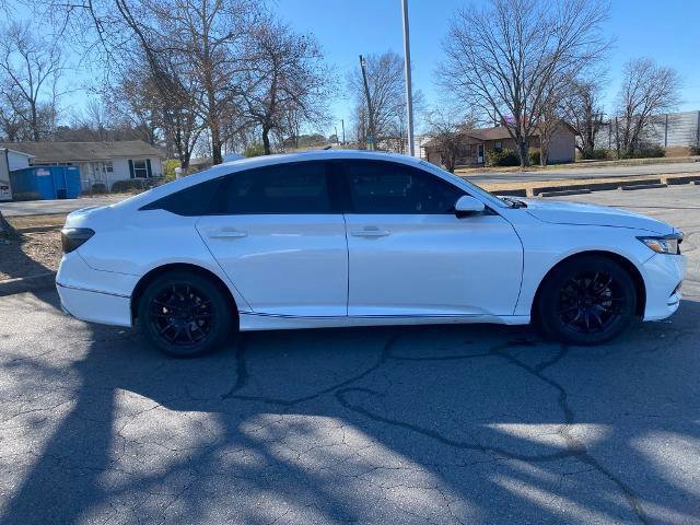 Used 2018 Honda Accord EX-L image 6
