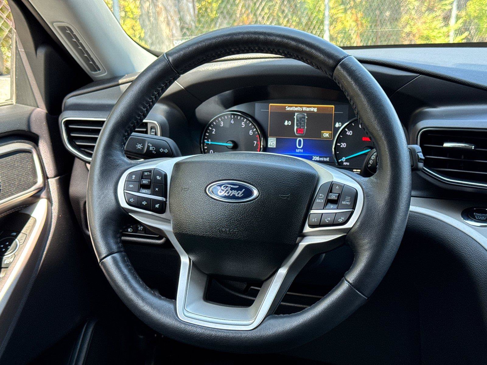 Certified 2023 Ford Explorer XLT w/ Equipment Group 202A AWD/4WD image 23