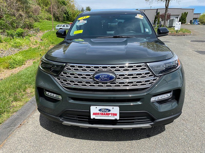 Certified 2023 Ford Explorer Limited w/ Limited Technology Package AWD/4WD image 2