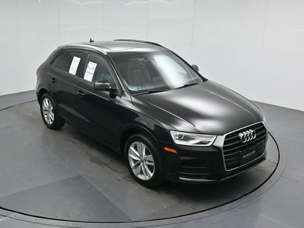 Used 2017 Audi Q3 2.0T Premium w/ Convenience Package image 4
