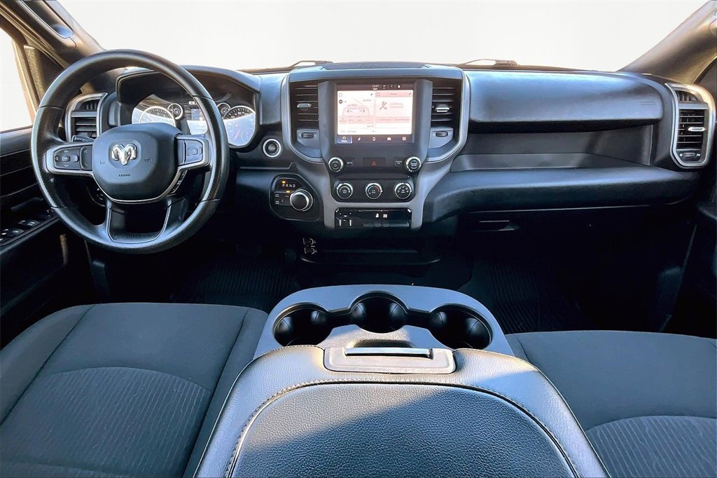 Used 2024 RAM 2500 Tradesman w/ Chrome Appearance Group image 16