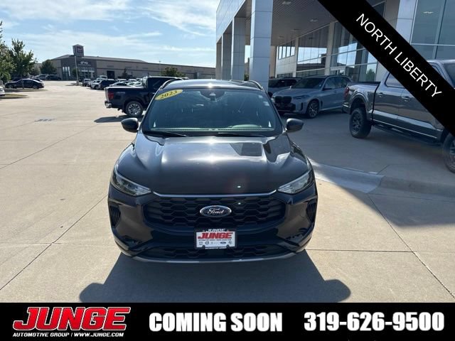 Certified 2023 Ford Escape ST-Line w/ Tech Pack #1 AWD/4WD image 2