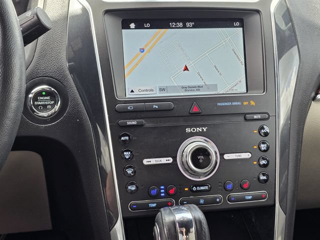 Certified 2019 Ford Explorer Limited FWD image 3