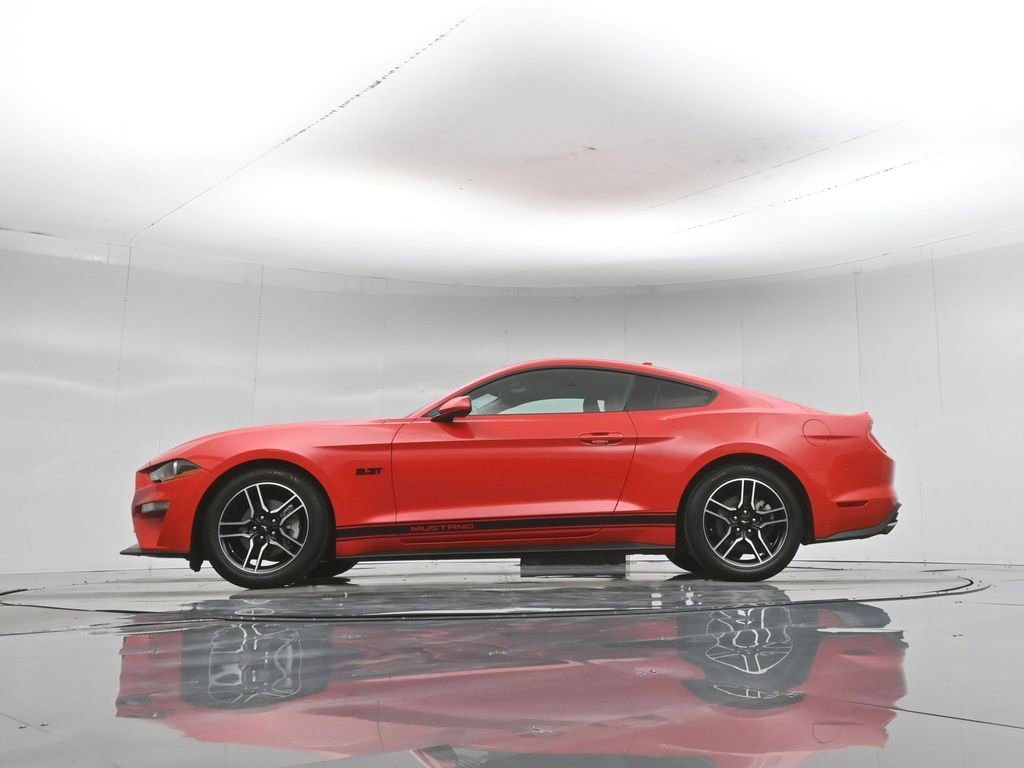 Certified 2022 Ford Mustang Premium RWD image 8