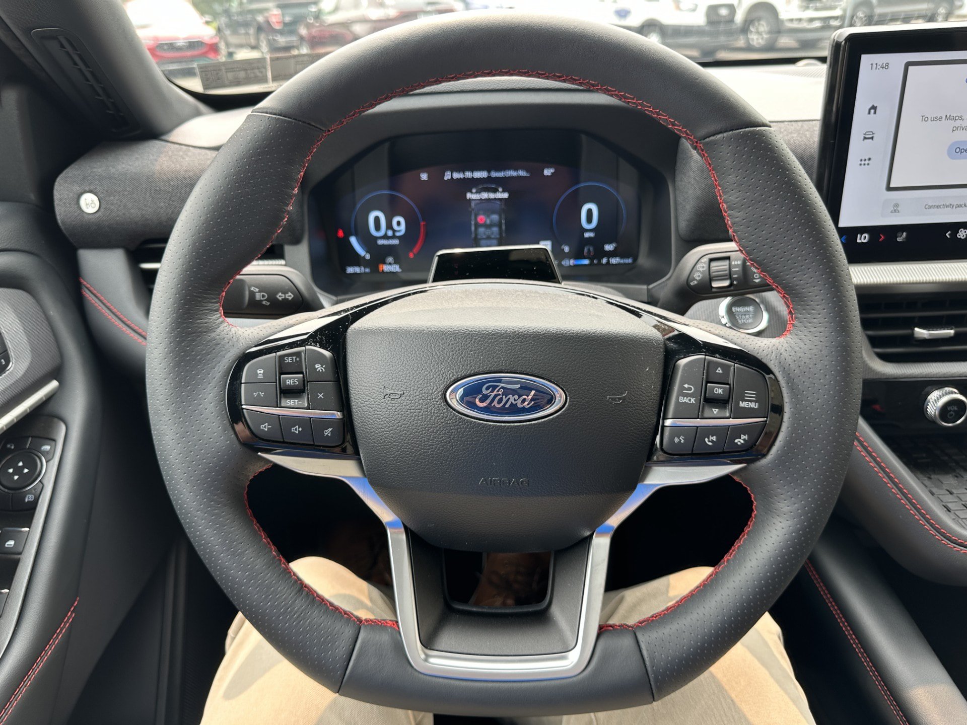 Certified 2025 Ford Explorer ST-Line w/ Premium Package AWD/4WD image 16