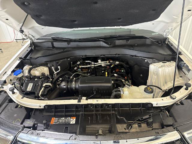 Certified 2023 Ford Explorer XLT w/ Equipment Group 202A AWD/4WD image 6