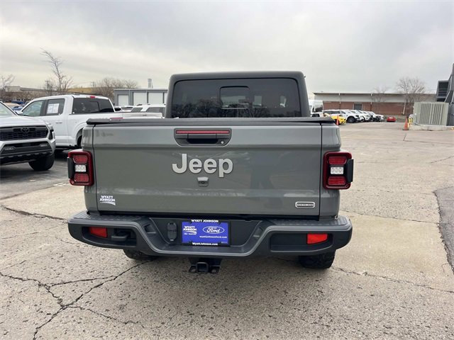 Used 2021 Jeep Gladiator Overland w/ Popular Equipment Package image 4