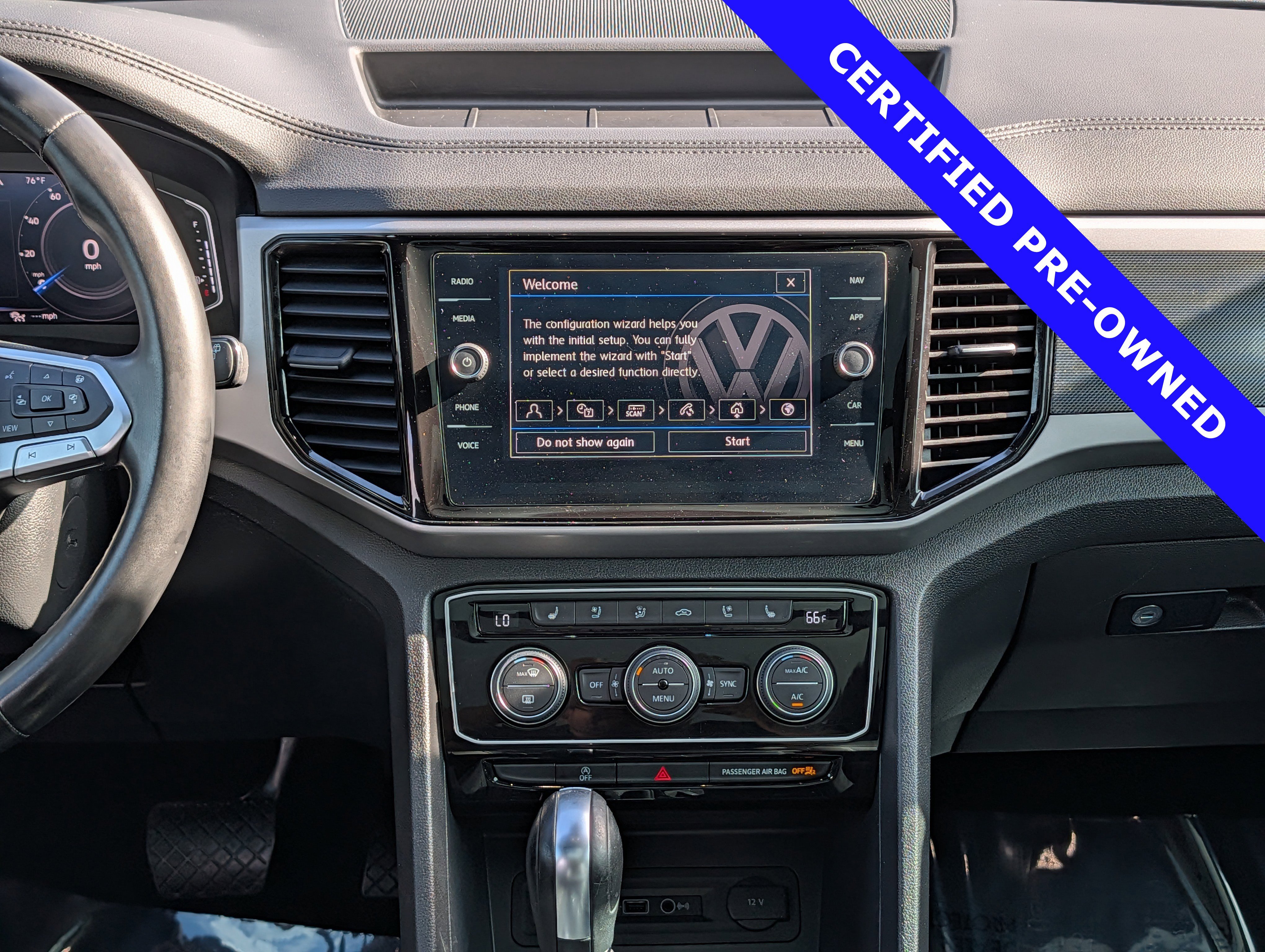 Used 2020 Volkswagen Atlas Cross Sport SEL Premium AWD/4WD image 19