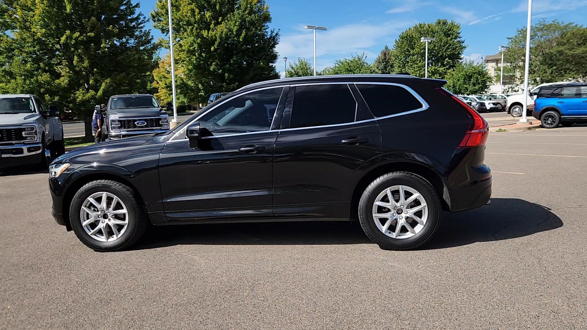 Used 2020 Volvo XC60 T5 Momentum AWD/4WD image 23
