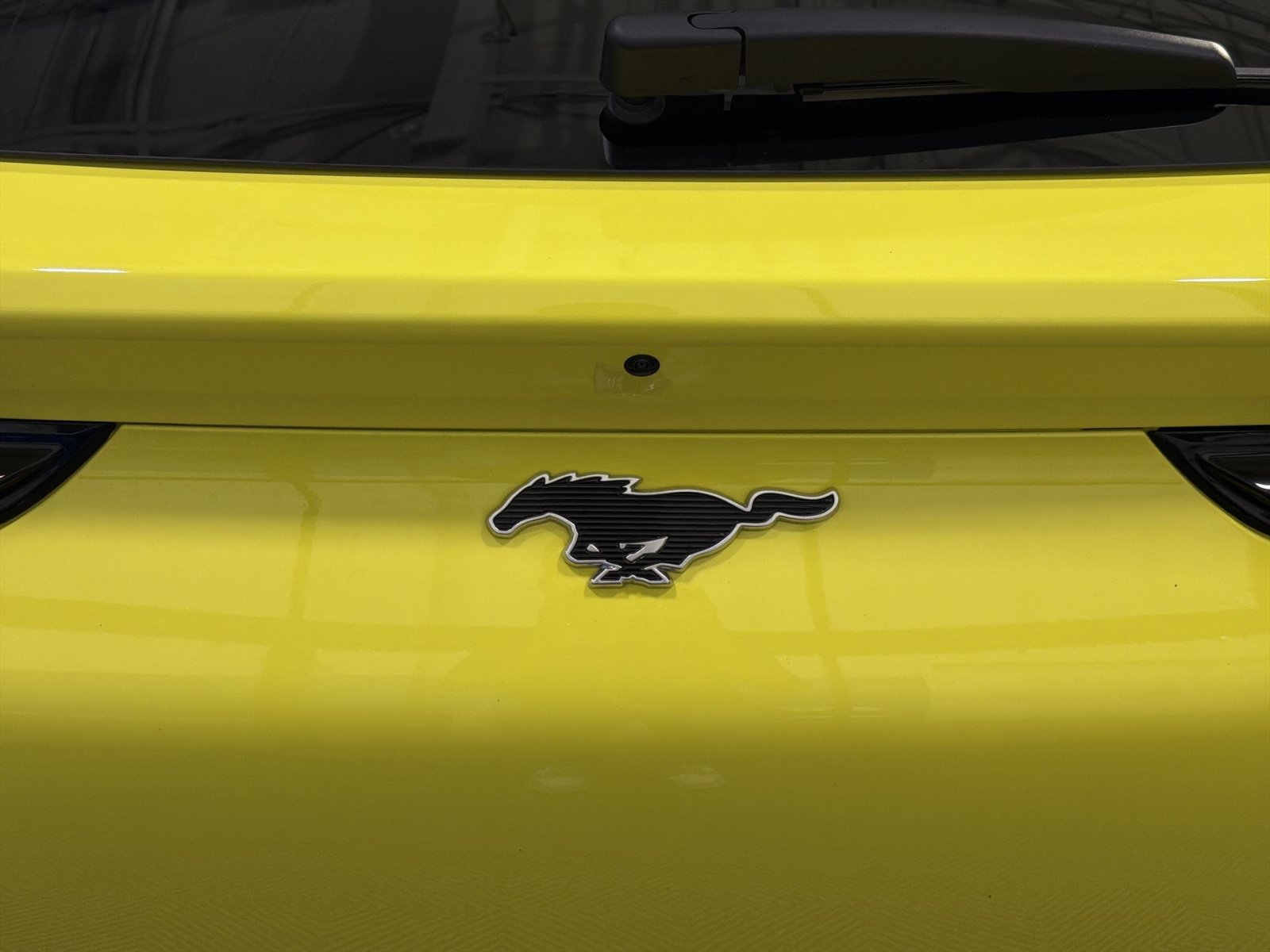 Certified 2025 Ford Mustang Mach-E Premium AWD/4WD image 19