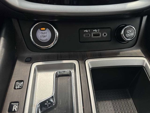 Used 2022 Nissan Murano Platinum AWD/4WD image 16