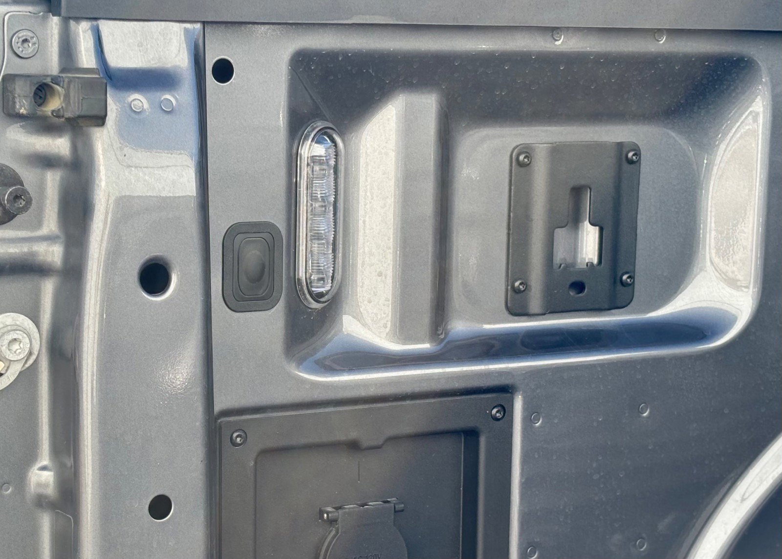 Certified 2022 Ford F150 Lariat w/ Equipment Group 502A High image 9