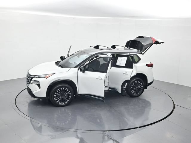 Used 2025 Nissan Rogue Platinum w/ Platinum Premium Package FWD image 51