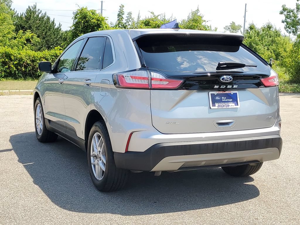Certified 2023 Ford Edge SEL w/ Convenience Package AWD/4WD image 3