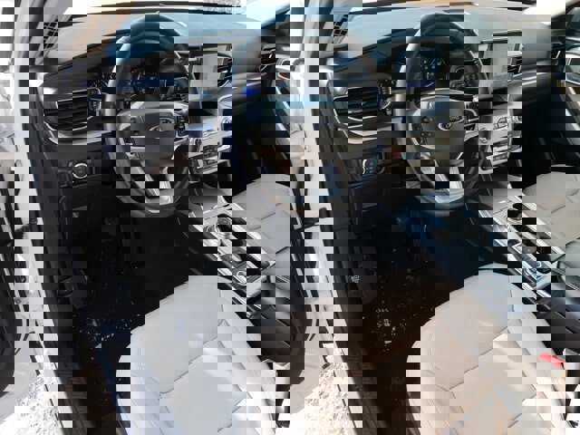 Certified 2023 Ford Explorer XLT w/ Equipment Group 202A image 11