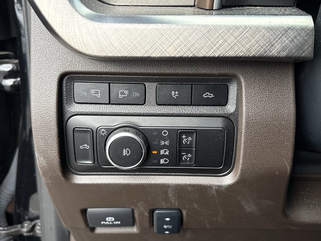 Certified 2024 Ford F250 King Ranch image 27
