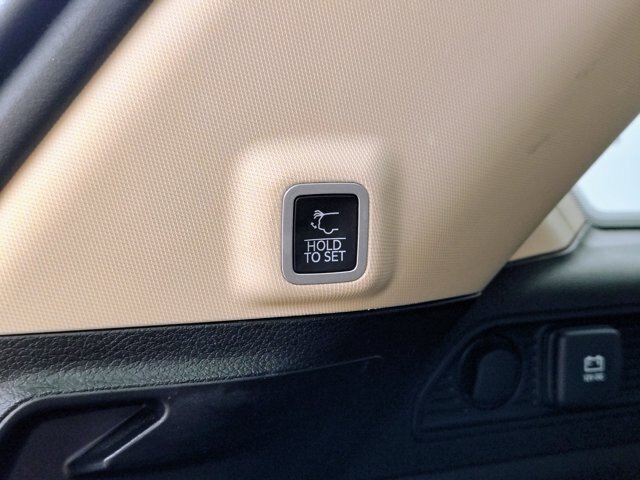 Used 2022 Jeep Grand Cherokee Limited AWD/4WD image 18