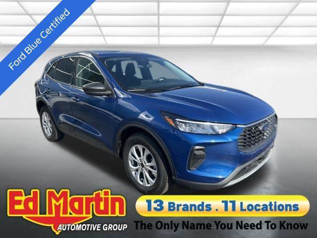 Certified 2023 Ford Escape Active w/ Tech Pack #1 AWD/4WD image 1