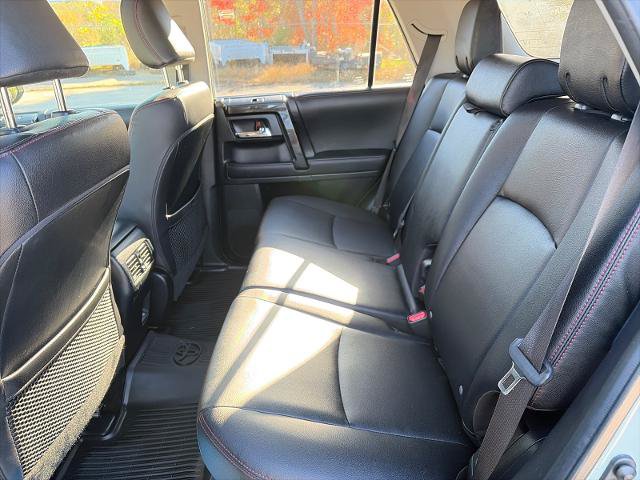 Used 2023 Toyota 4Runner TRD Off-Road Premium w/ Moonroof Package AWD/4WD image 18