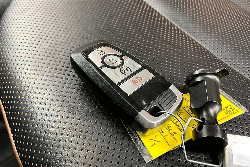 Certified 2024 Ford Bronco Sport Badlands w/ Premium Package AWD/4WD image 13