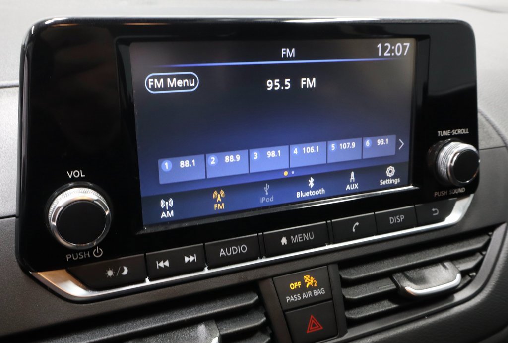 Used 2024 Nissan Altima 2.5 S image 2