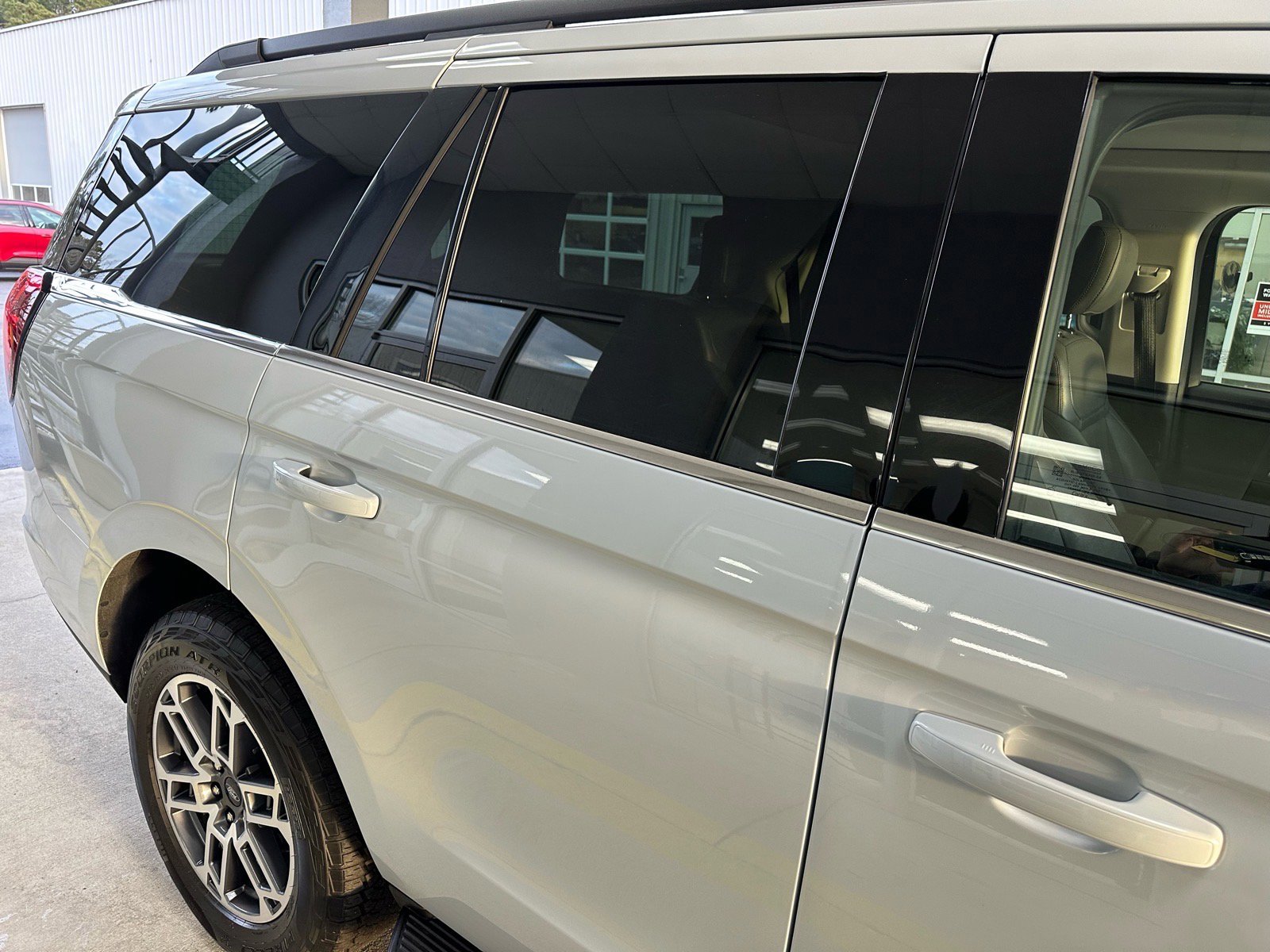 Certified 2025 Ford Expedition Active image 3