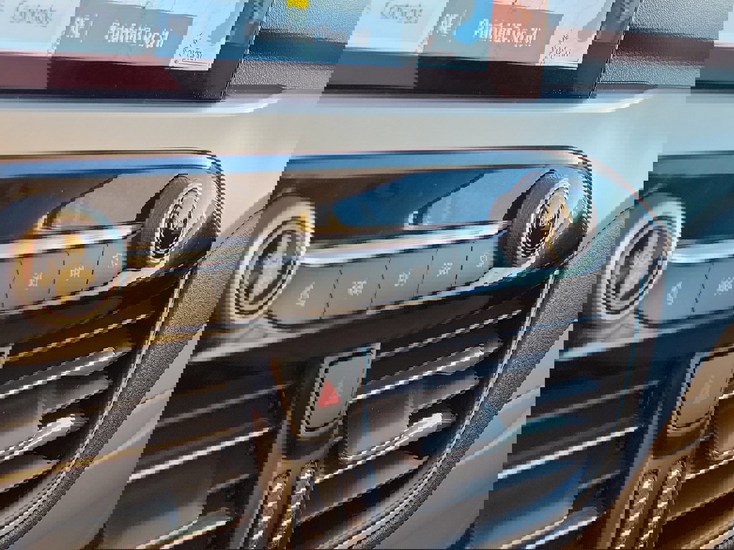 Certified 2022 Ford Escape SEL image 30