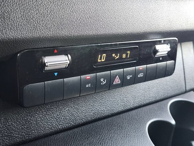 Used 2019 Mercedes-Benz Sprinter 144 image 17