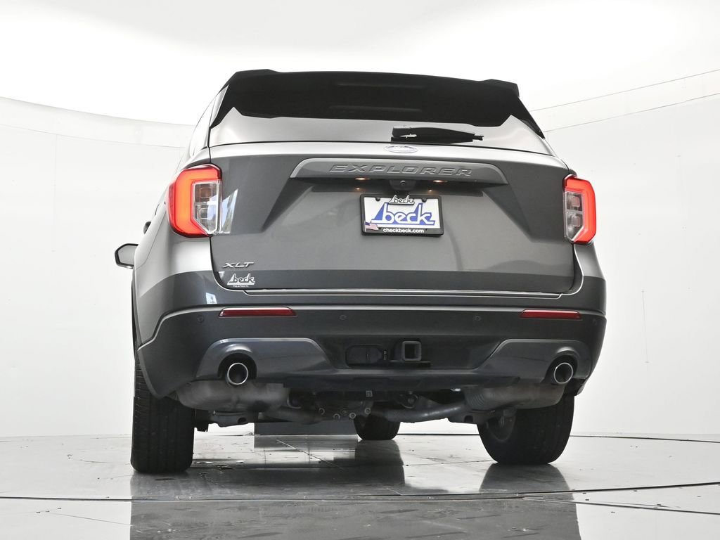 Certified 2023 Ford Explorer XLT w/ Equipment Group 202A RWD image 43