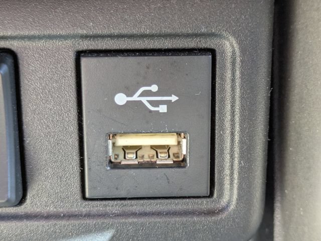 Used 2022 Toyota Corolla Cross XLE w/ Convenience Package FWD image 22