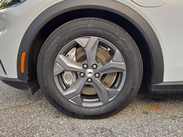 Certified 2022 Ford Mustang Mach-E Select RWD image 24