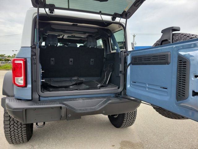 Certified 2025 Ford Bronco Heritage Edition AWD/4WD image 7