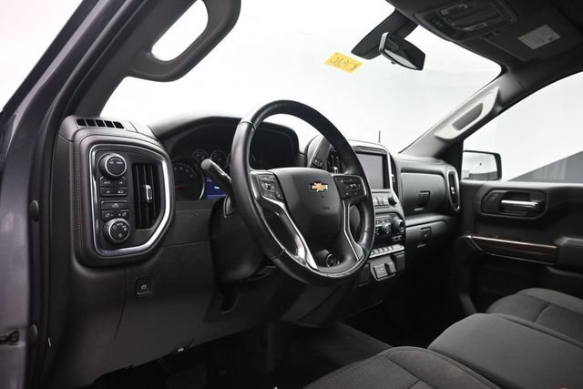 Used 2022 Chevrolet Silverado 1500 LT w/ Bed Protection Package AWD/4WD image 9
