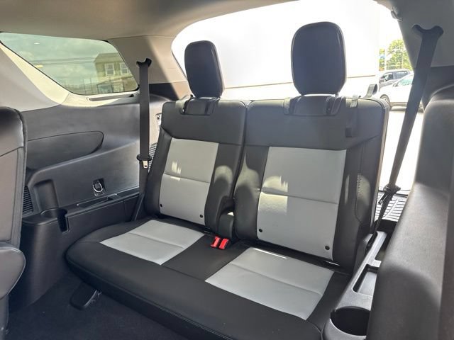 Certified 2023 Ford Explorer XLT w/ Equipment Group 202A AWD/4WD image 43