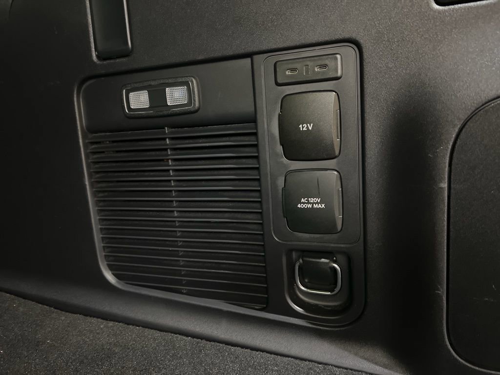 Certified 2025 Ford Expedition Max Platinum w/ Stealth Performance Package image 43