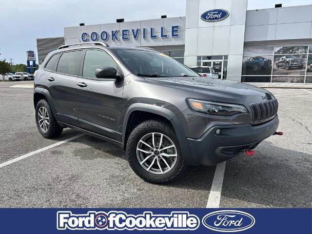Used 2019 Jeep Cherokee Trailhawk AWD/4WD image 1