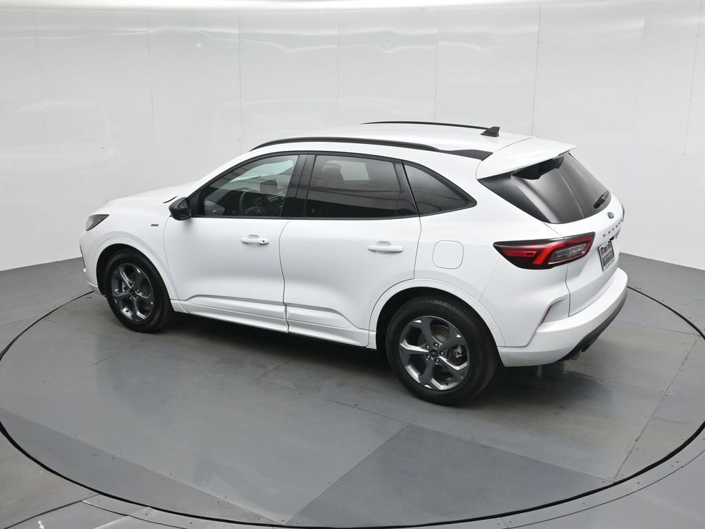 Certified 2023 Ford Escape ST-Line w/ Equipment Group 301A image 22
