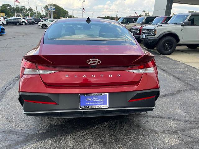 Used 2024 Hyundai Elantra SEL FWD image 5